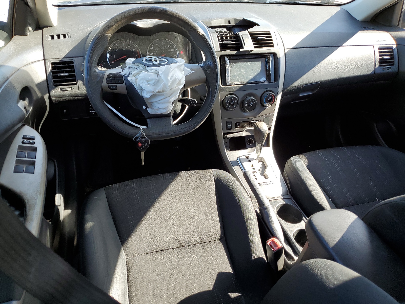 2T1BU4EE6BC619106 2011 Toyota Corolla Base