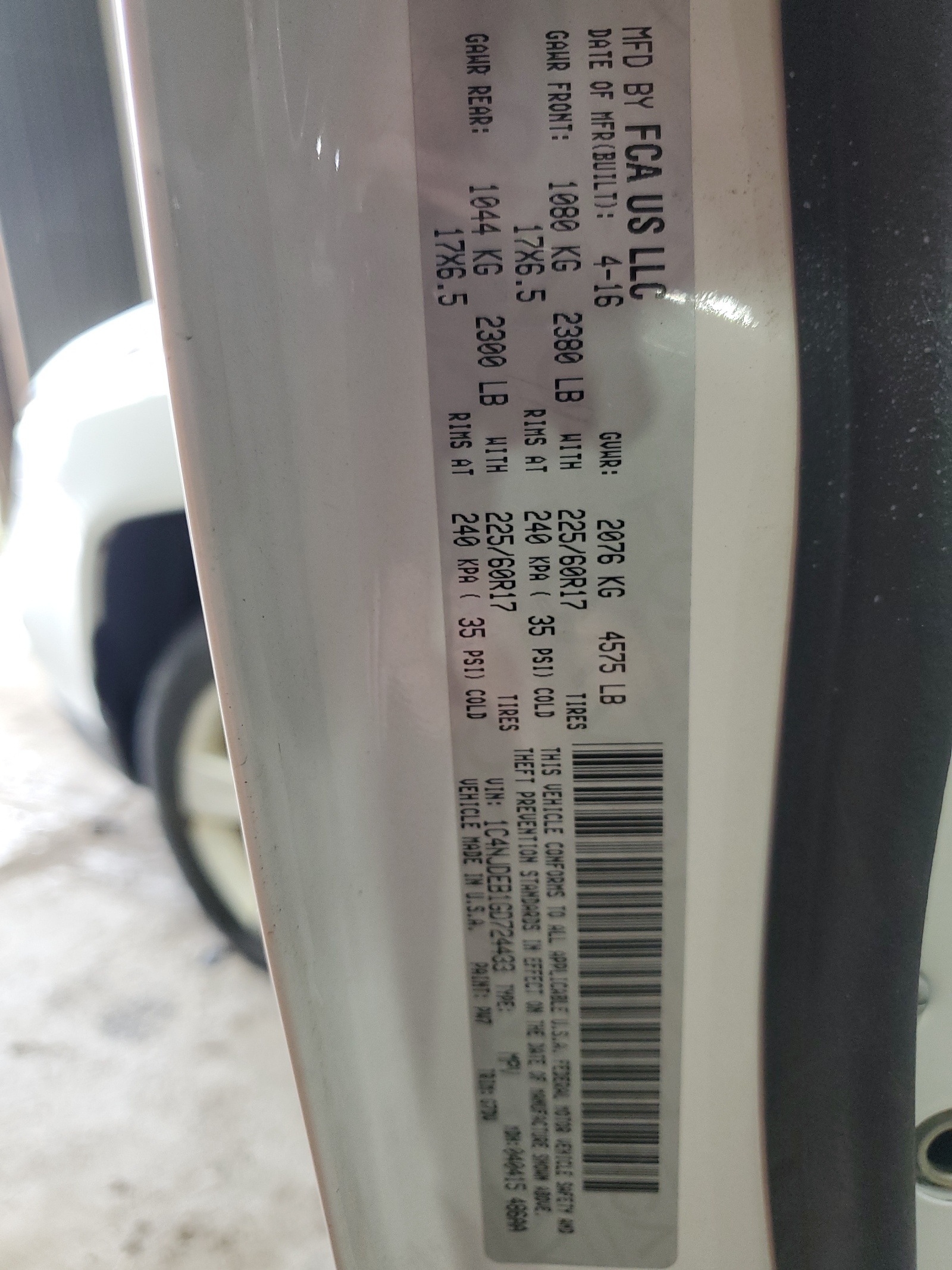 1C4NJDEB1GD724433 2016 Jeep Compass Latitude