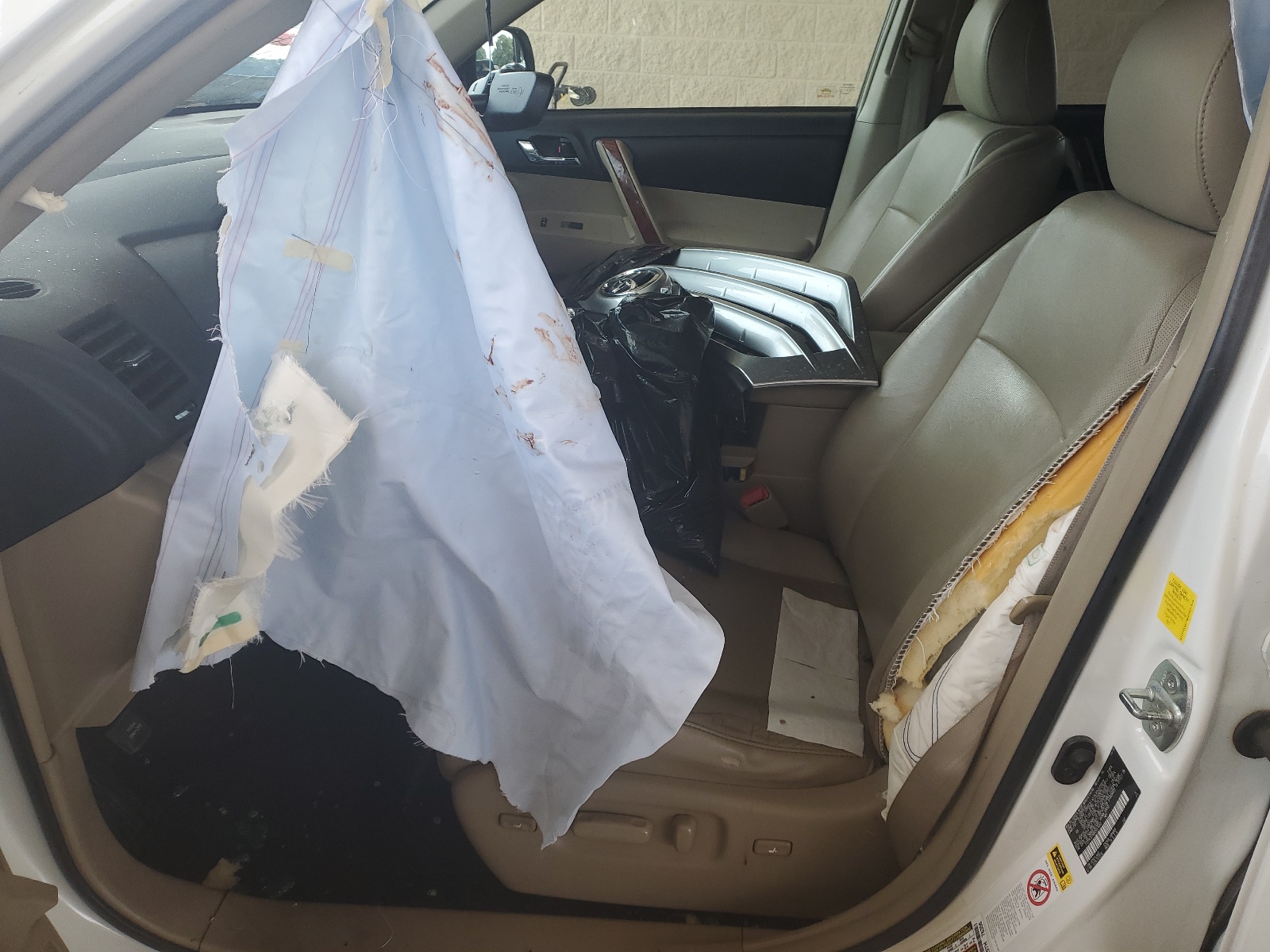 5TDYK3EH6BS031640 2011 Toyota Highlander Limited