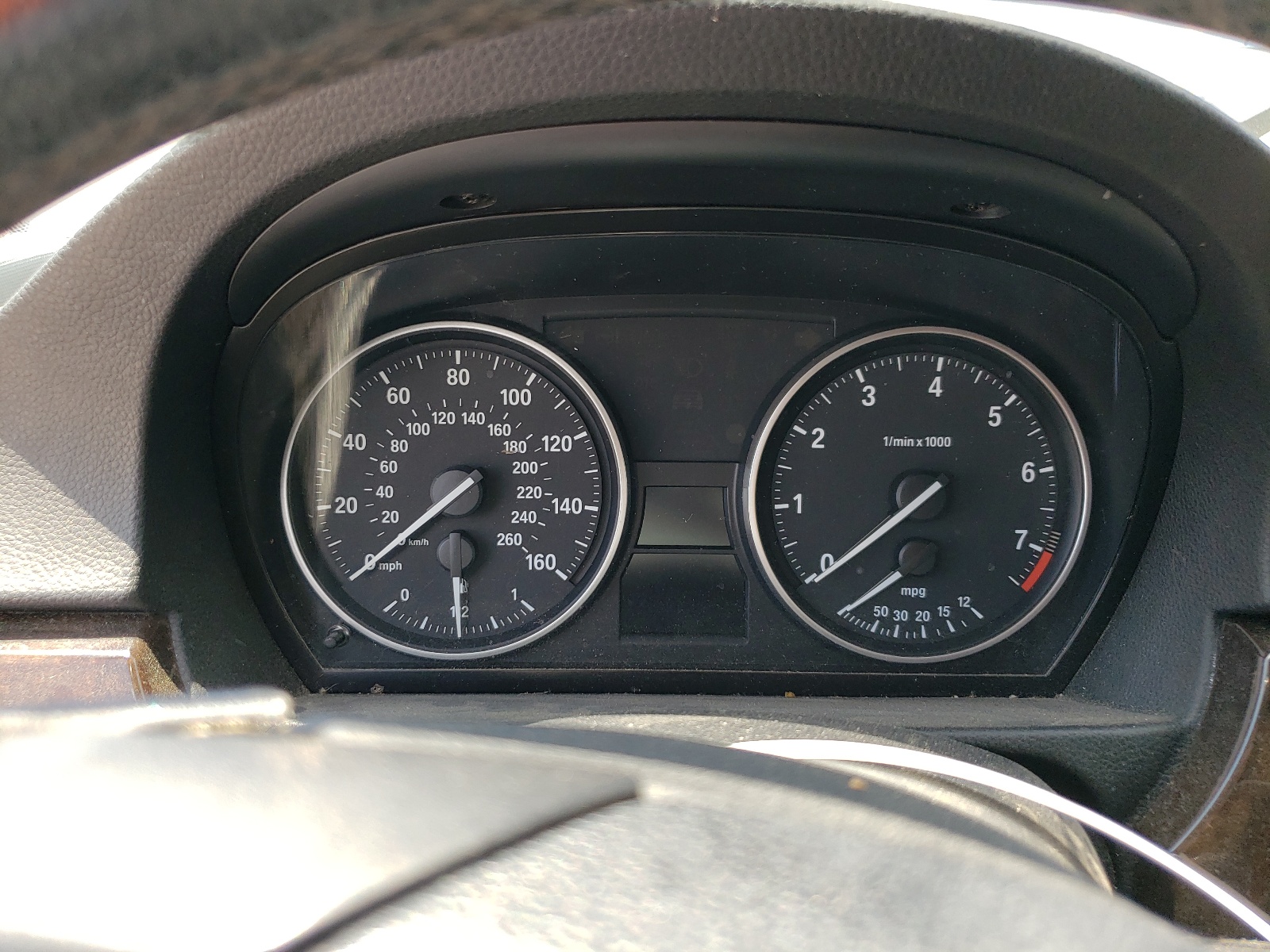 WBAPH7C57BE679548 2011 BMW 328 I