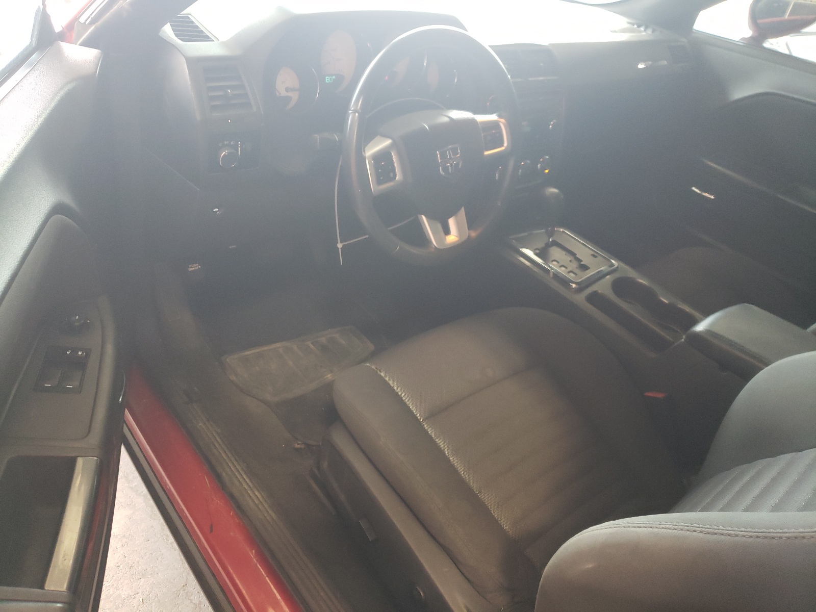 2C3CDYAG8CH128082 2012 Dodge Challenger Sxt