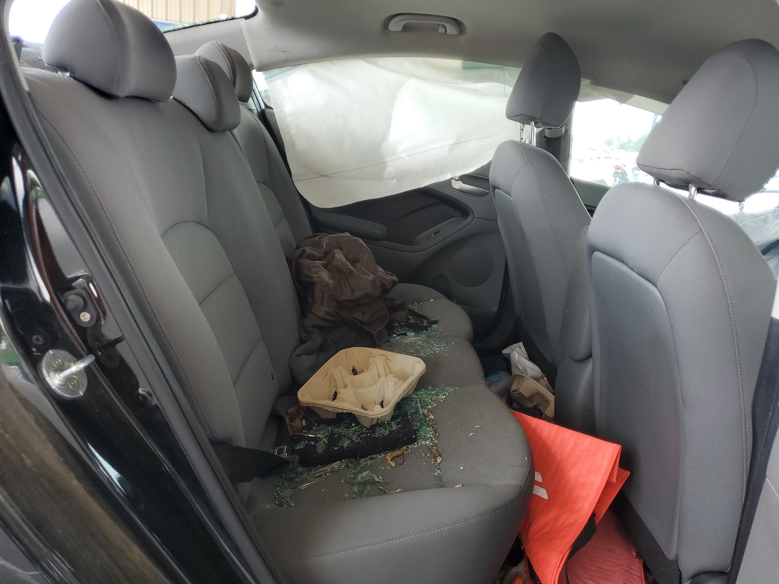 3KPFK4A76HE084254 2017 Kia Forte Lx