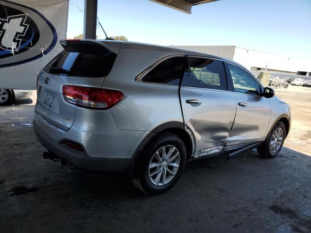  KIA SORENTO 2016 Серебристый