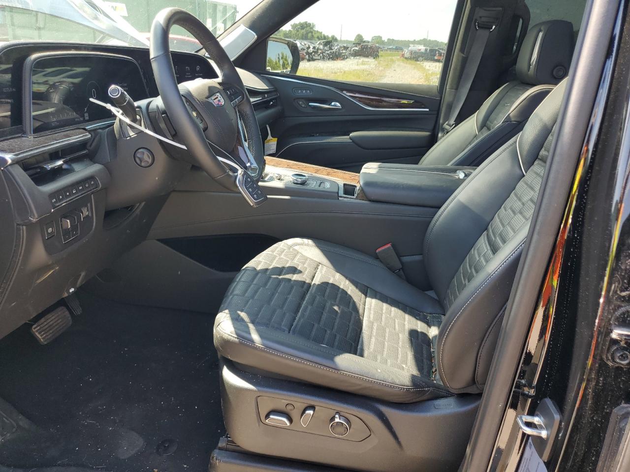 2021 Cadillac Escalade Premium Luxury Platinum VIN: 1GYS4DKL3MR265096 Lot: 63000215