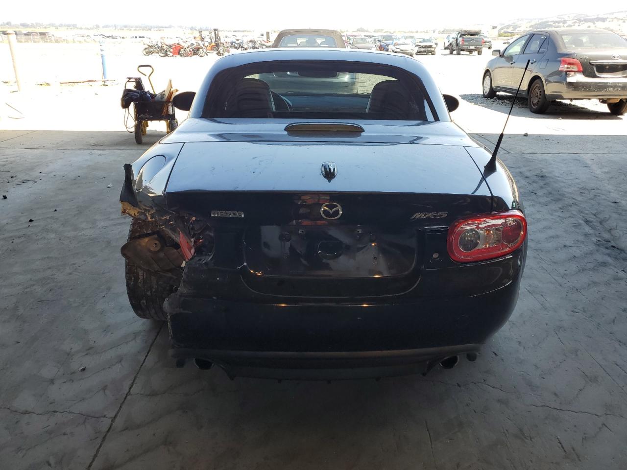 2010 Mazda Mx-5 Miata VIN: JM1NC2FF8A0205510 Lot: 64785905