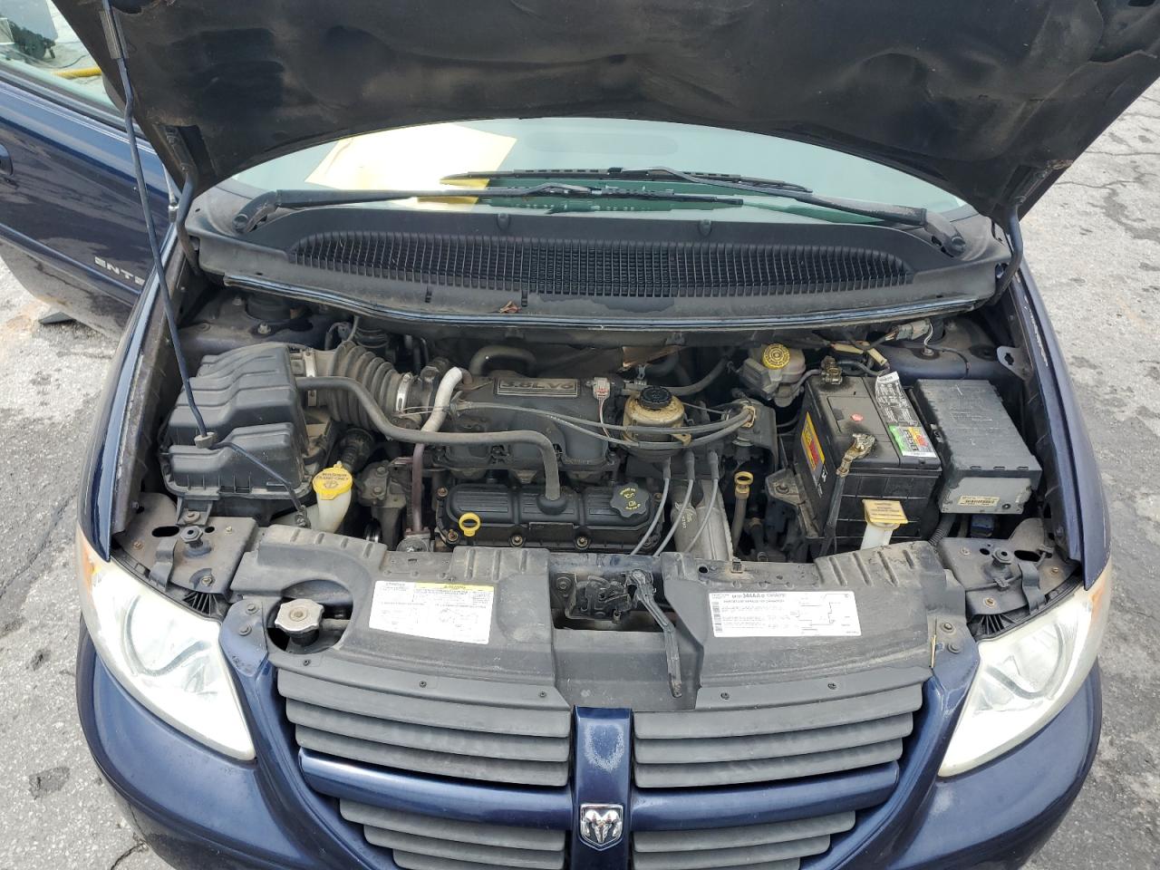 2005 Dodge Grand Caravan Sxt VIN: 2D4GP44L45R294640 Lot: 64444965