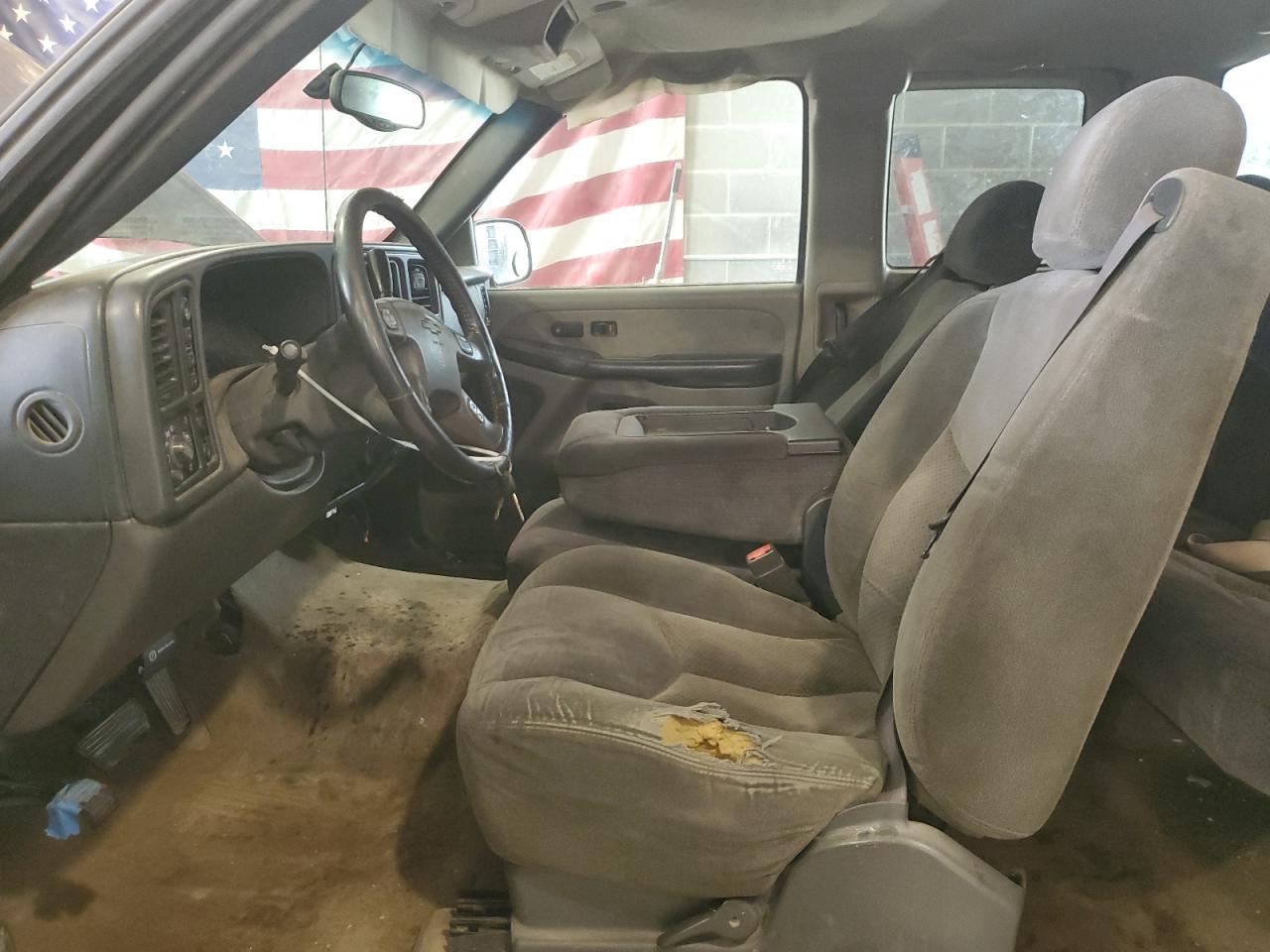 2001 Chevrolet Silverado K2500 Heavy Duty VIN: 1GCHK29U21E258040 Lot: 64043465