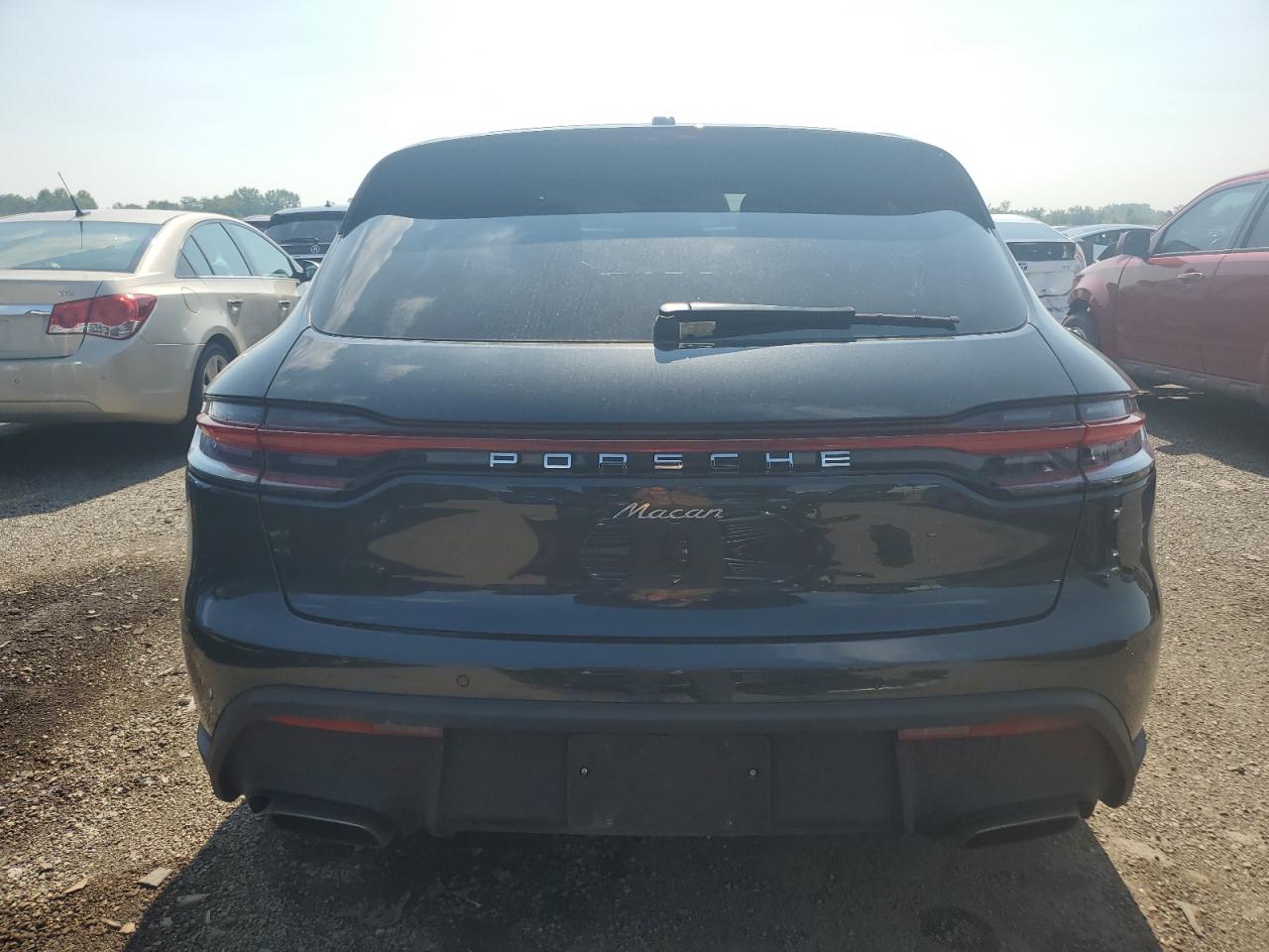 2024 Porsche Macan Base VIN: WP1AA2A56RLB12979 Lot: 64601015