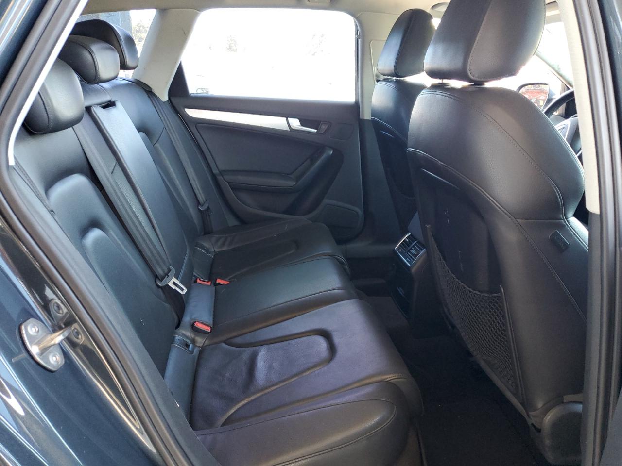 2010 Audi A4 Premium Plus VIN: WAUWFAFL0AA032214 Lot: 65534495