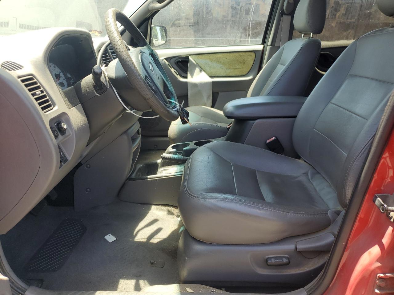 2002 Ford Escape Xlt VIN: 1FMYU03132KA16823 Lot: 64328845