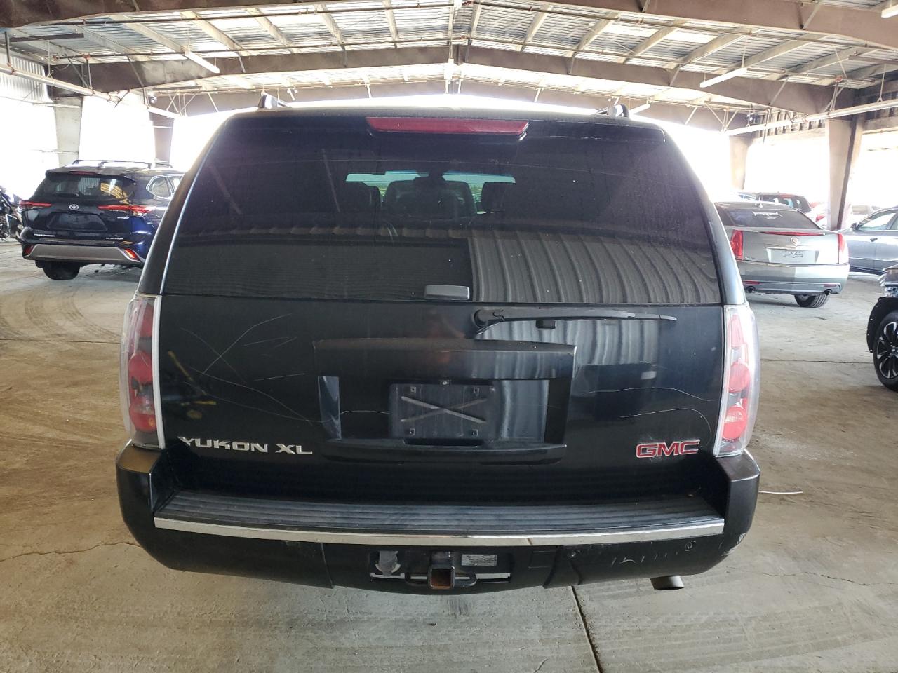2007 GMC Yukon Xl Denali VIN: 1GKFK66807J264056 Lot: 64764595