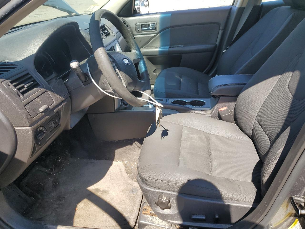 2011 Ford Fusion Se VIN: 3FAHP0HA8BR235959 Lot: 64323965
