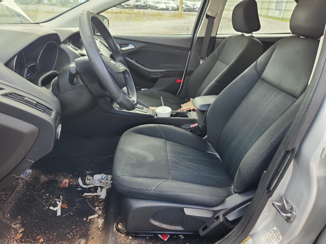 2016 Ford Focus Se VIN: 1FADP3K2XGL216949 Lot: 64963445