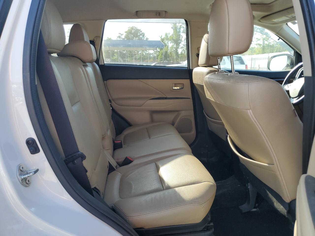 2015 Mitsubishi Outlander Se VIN: JA4AD3A32FZ006481 Lot: 63668255