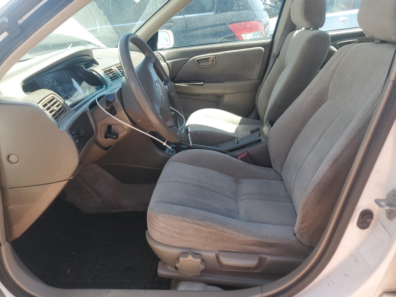 2000 Toyota Camry Ce VIN: JT2BG22K4Y043387 Lot: 65943735