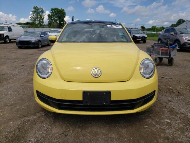  VOLKSWAGEN BEETLE 2013 Żółty