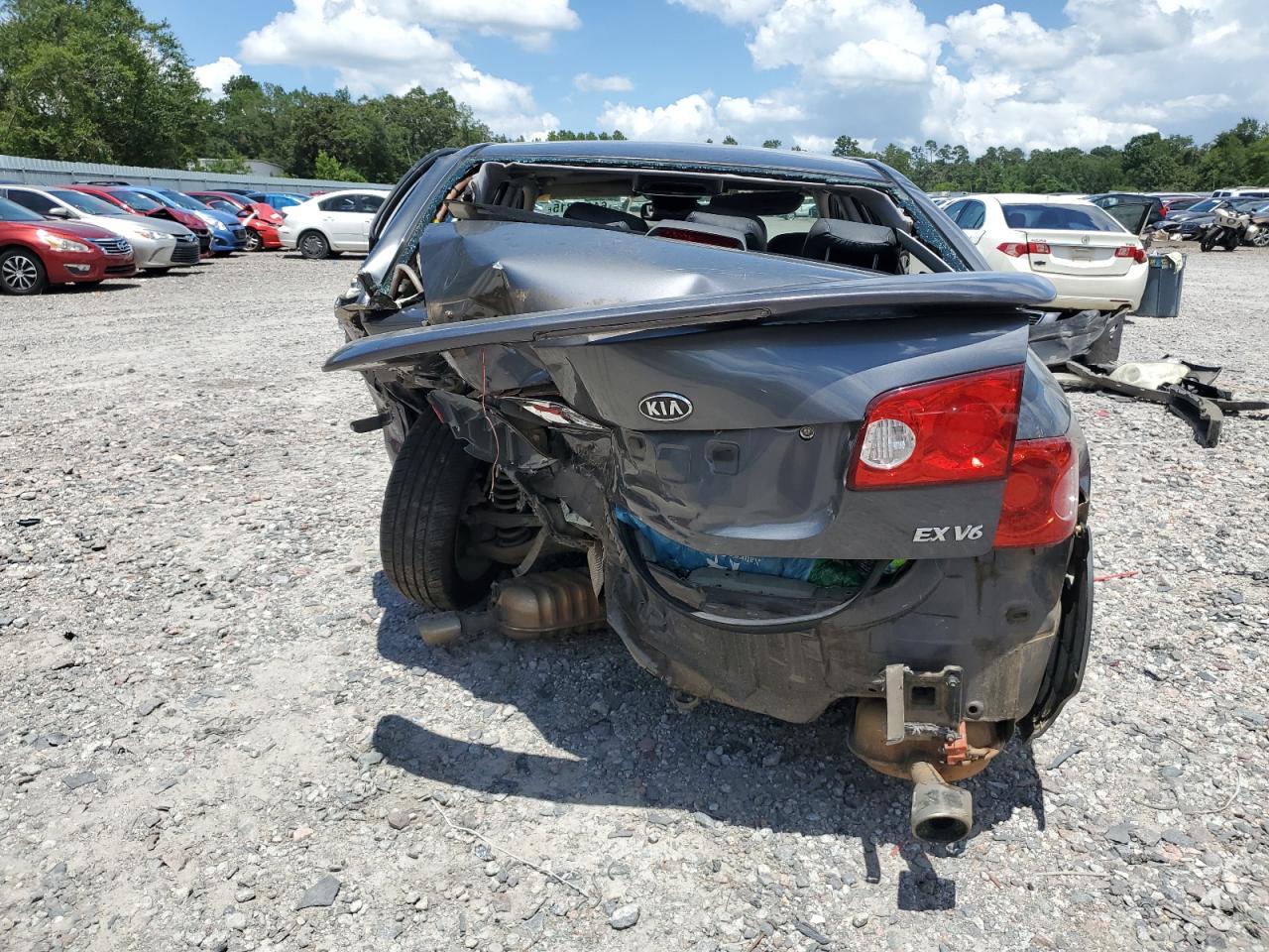 2007 Kia Optima Lx VIN: KNAGE124675120319 Lot: 64146315