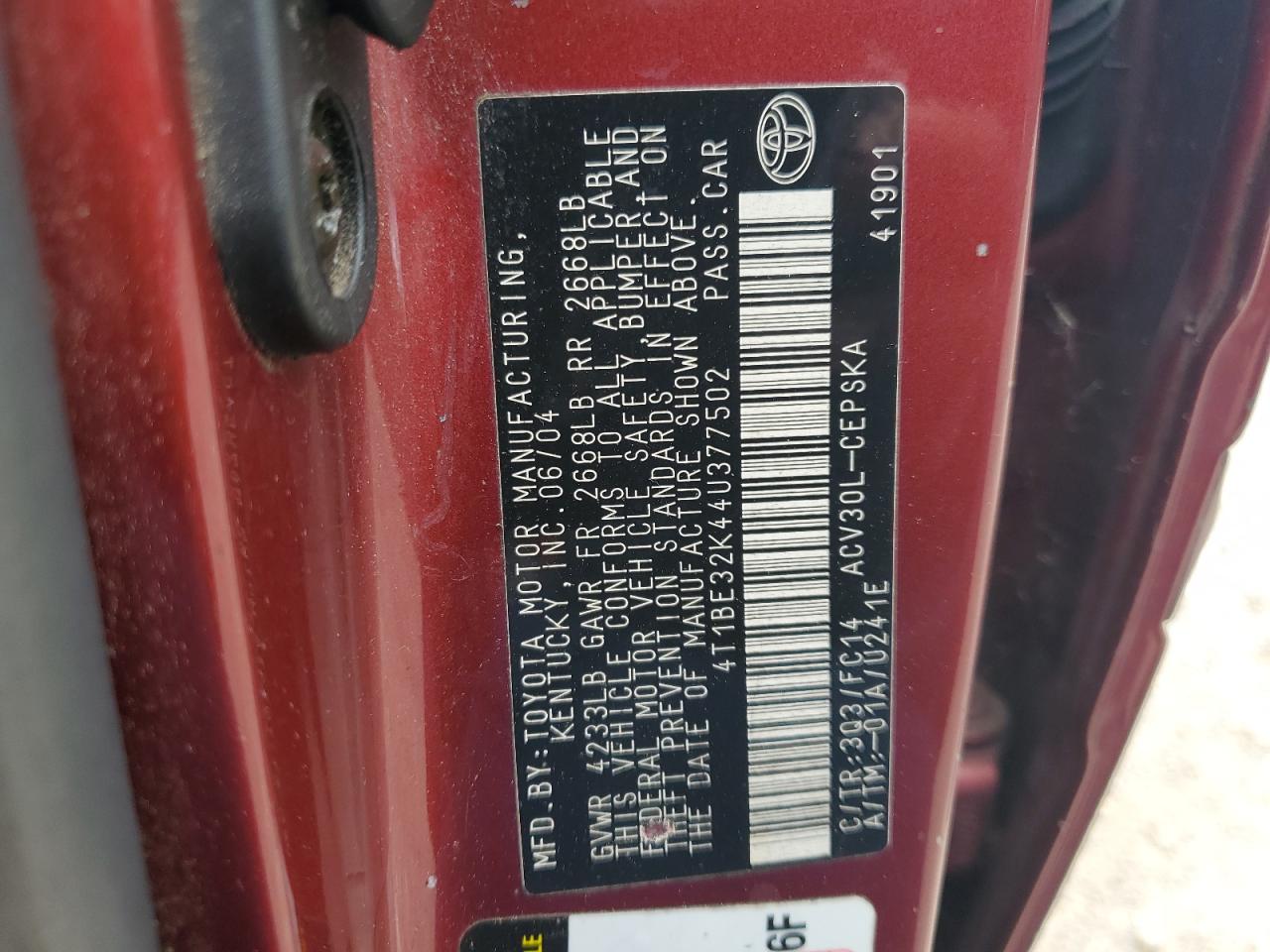 2004 Toyota Camry Le VIN: 4T1BE32K44U377502 Lot: 64281035