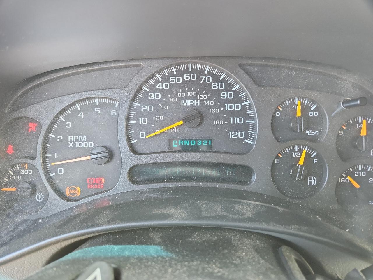2004 Chevrolet Silverado K2500 Heavy Duty VIN: 1GCHK23U24F208911 Lot: 63163025