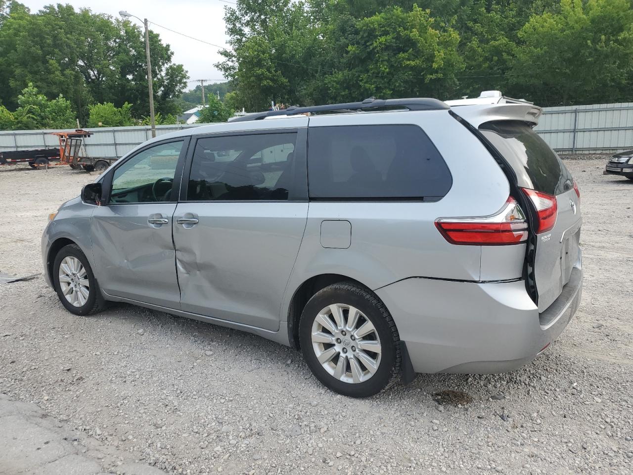 2015 Toyota Sienna Xle VIN: 5TDDK3DCXFS107239 Lot: 66512055