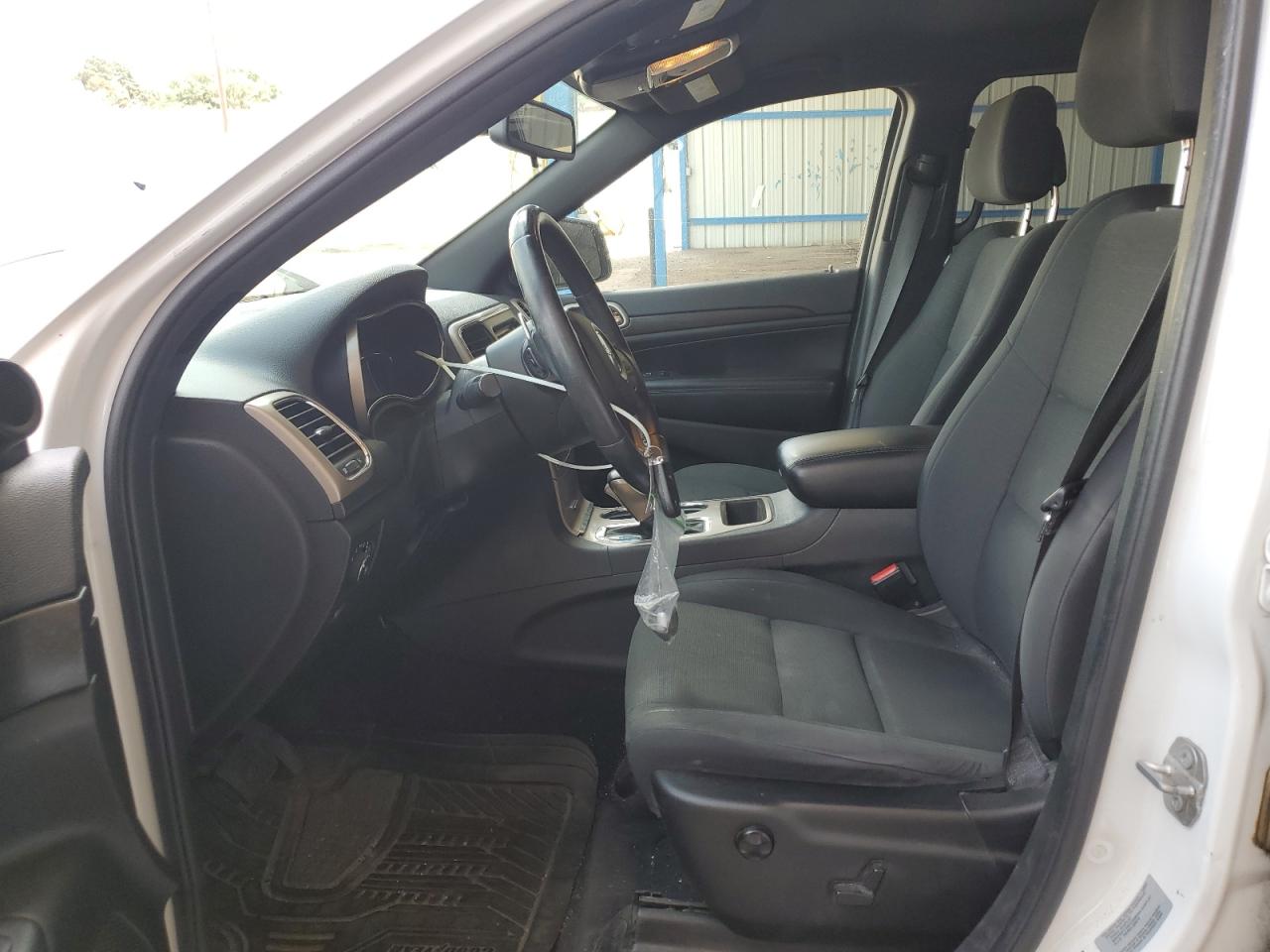 1c4rjfag6gc450117 1C4RJFAG6GC450117 2016 Jeep Grand Cherokee Laredo