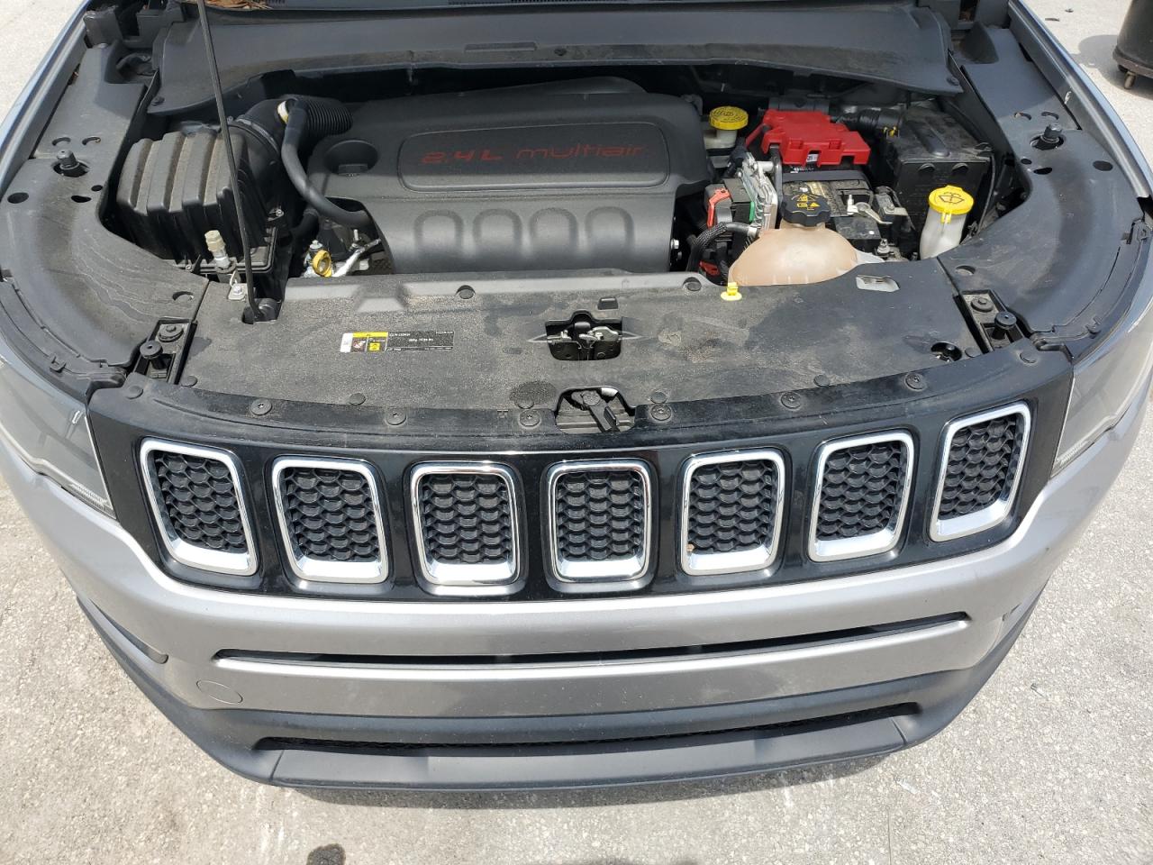 2019 Jeep Compass Latitude VIN: 3C4NJCBB5KT815058 Lot: 63773995