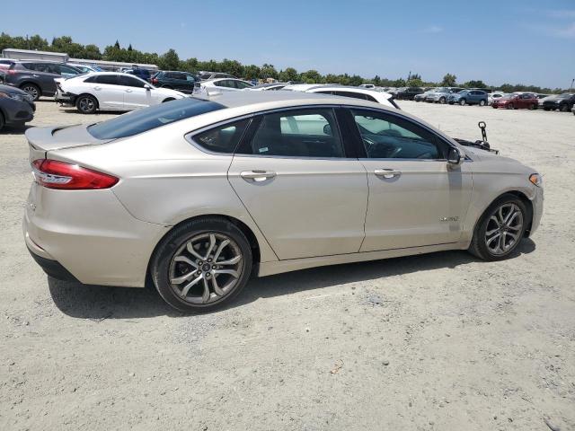  FORD FUSION 2019 Золотой