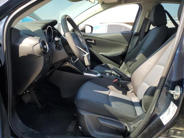 TOYOTA YARIS 2017 Granatowy