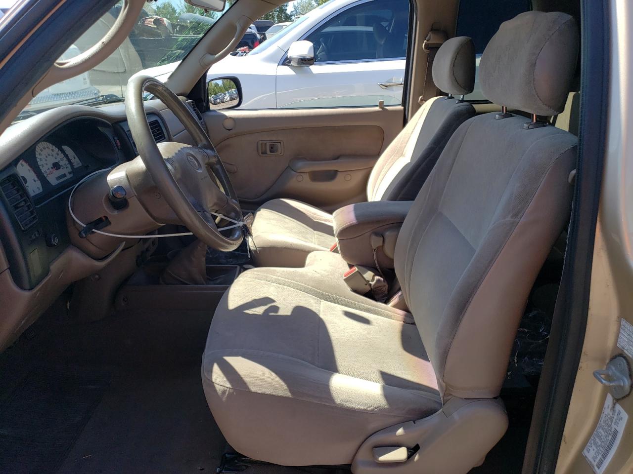 2002 Toyota Tacoma Xtracab VIN: 5TEVL52N02Z077215 Lot: 63660395