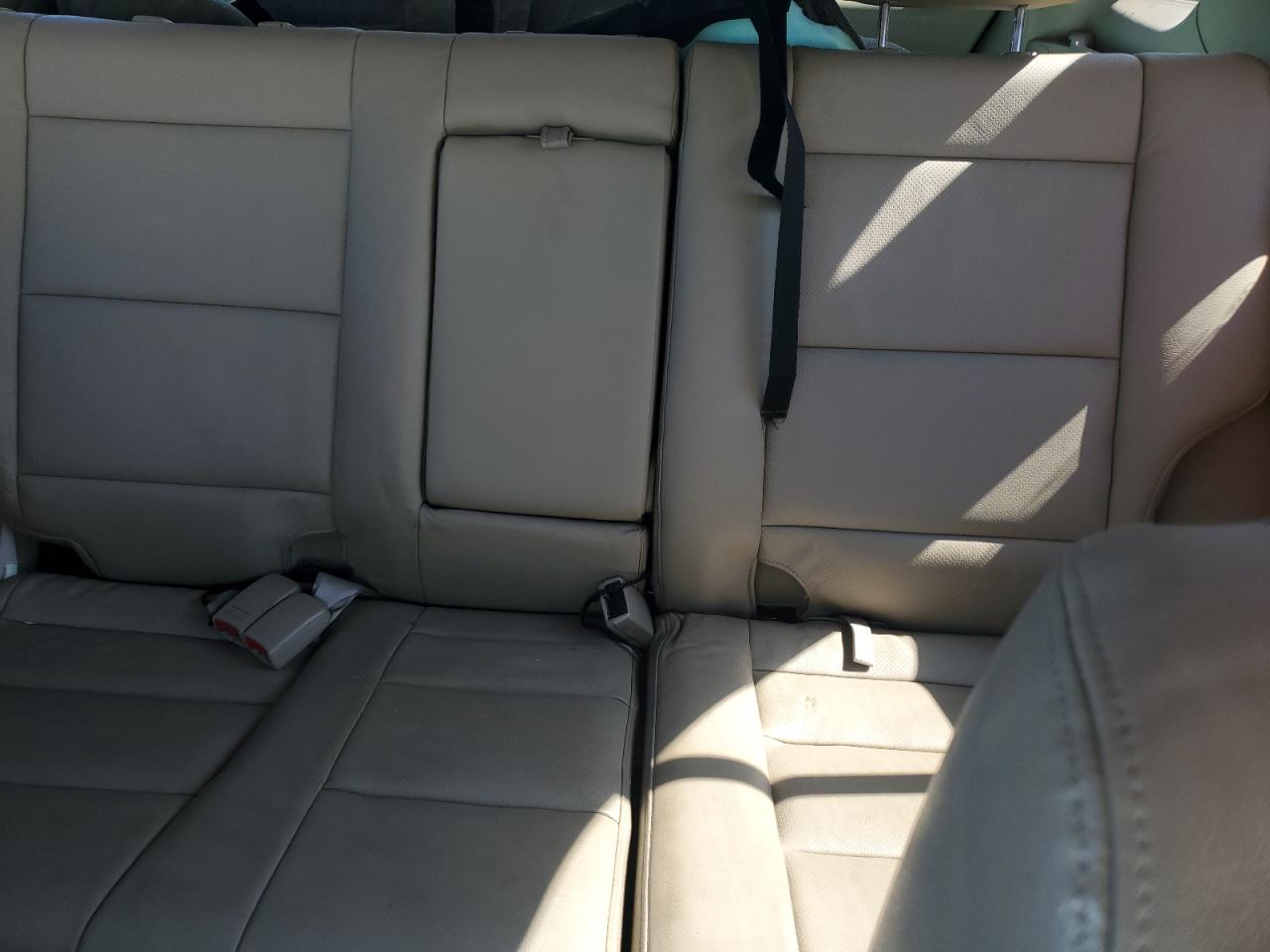2005 Kia Sorento Ex VIN: KNDJD733555414893 Lot: 64375215