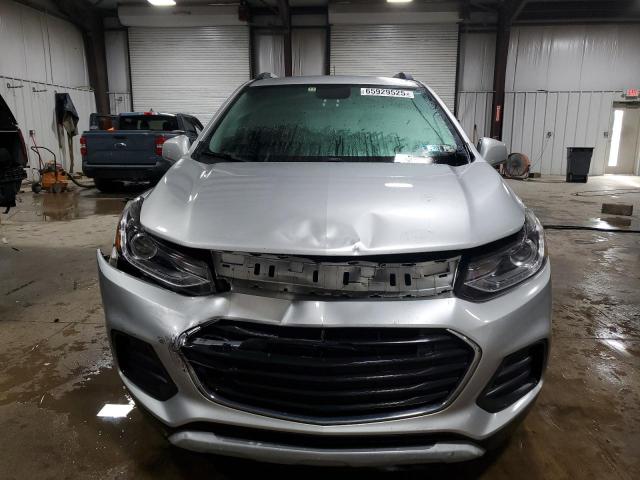  CHEVROLET TRAX 2017 Silver
