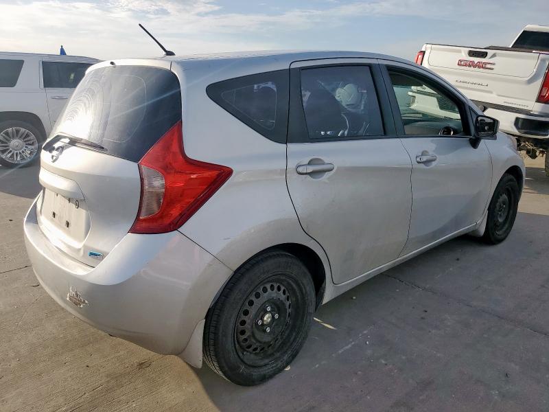 Хэтчбеки NISSAN VERSA 2015 Серебристый