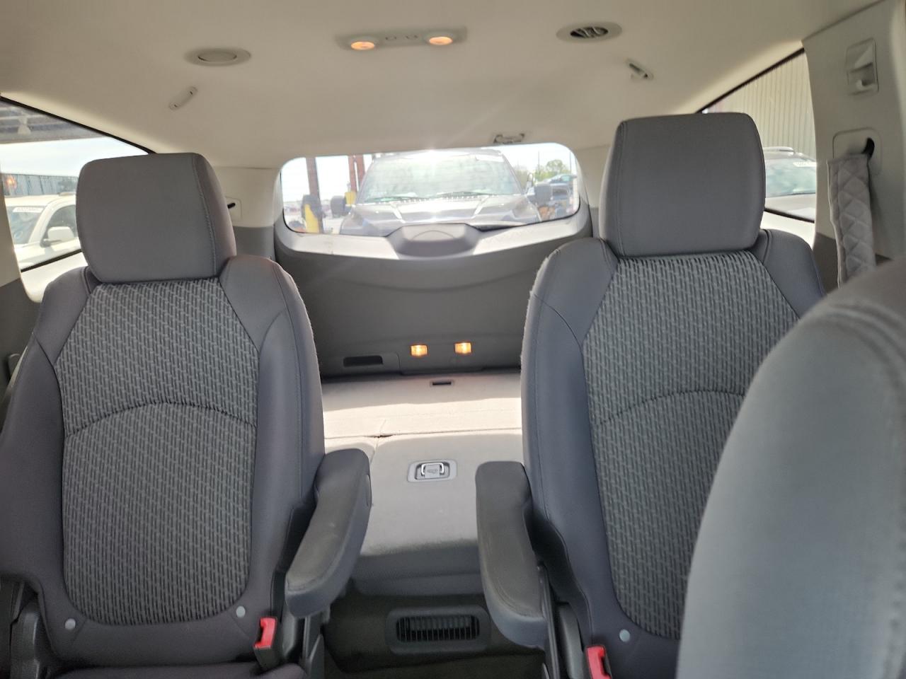 2011 Chevrolet Traverse Lt VIN: 1GNKRGED6BJ208570 Lot: 62911035