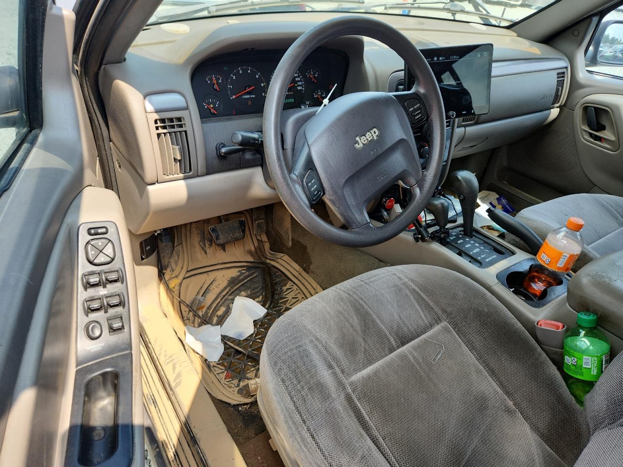 2001 Jeep Grand Cherokee Laredo VIN: 1J4GW48S51C722312 Lot: 64072305