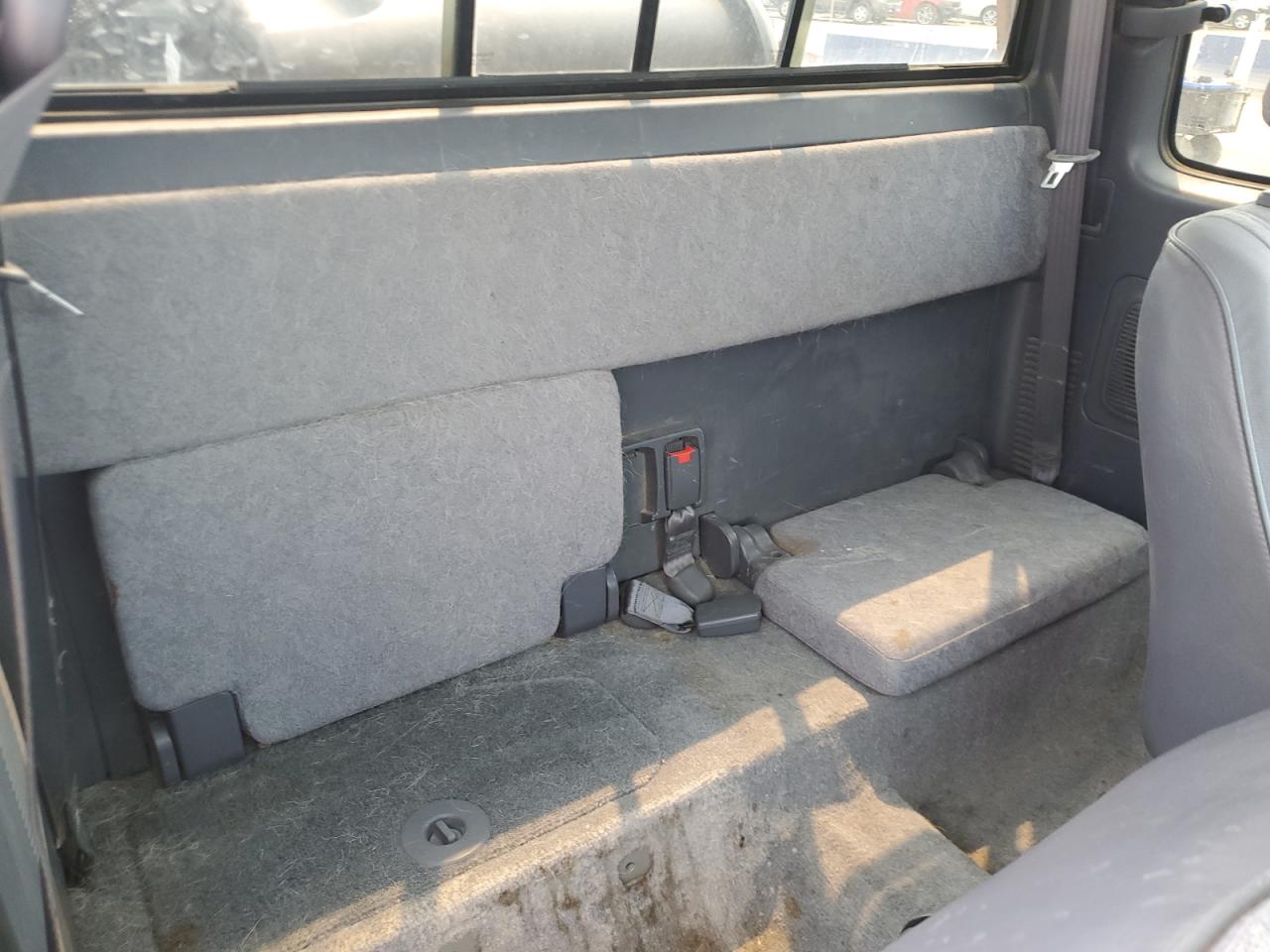 2000 Toyota Tacoma Xtracab VIN: 4TAWM72N4YZ582686 Lot: 67315135