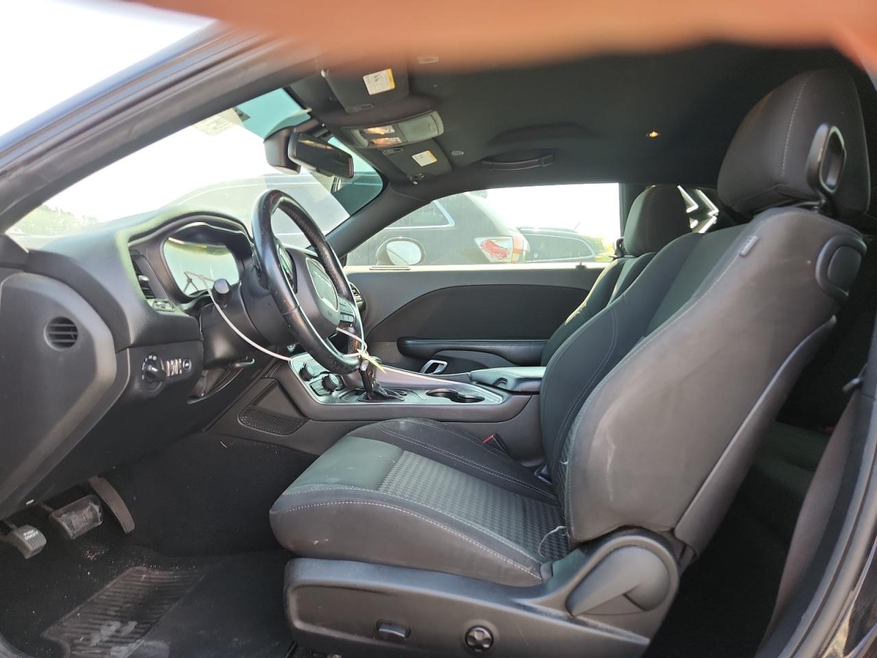 2019 Dodge Challenger Sxt VIN: 2C3CDZAG5KH672155 Lot: 64188305
