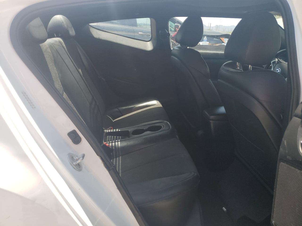 2016 Hyundai Veloster VIN: KMHTC6ADXGU287340 Lot: 65648605