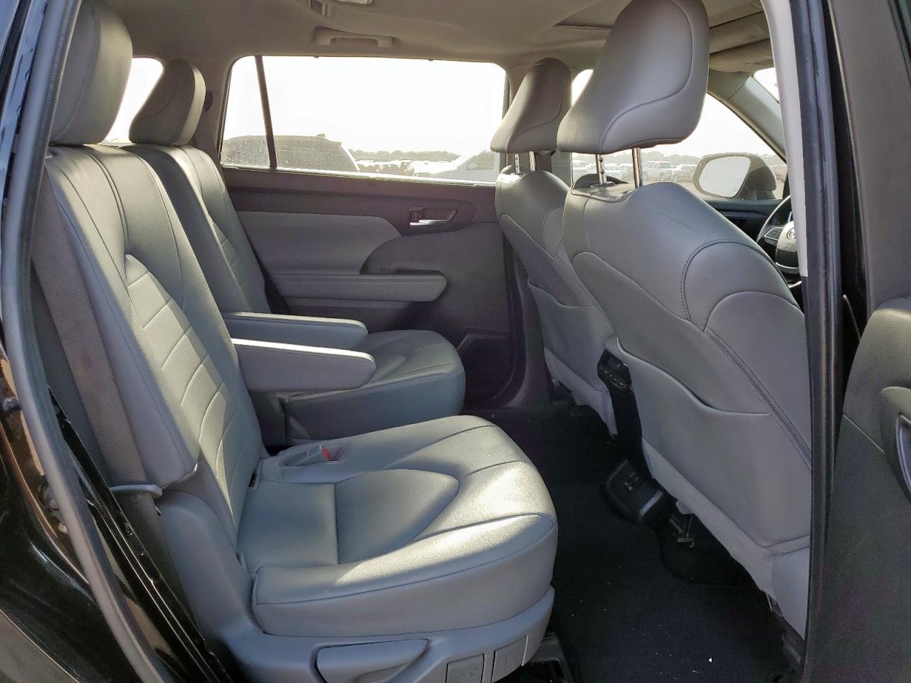 2022 Toyota Highlander Xle VIN: 5TDGZRAH5NS542034 Lot: 62713205