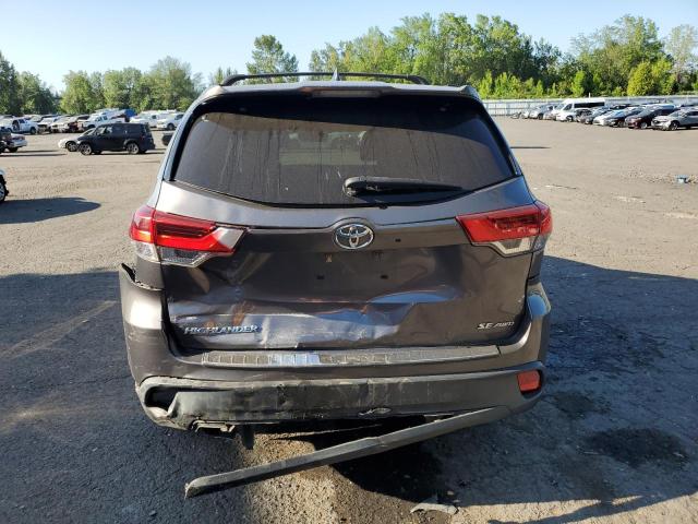  TOYOTA HIGHLANDER 2017 Szary