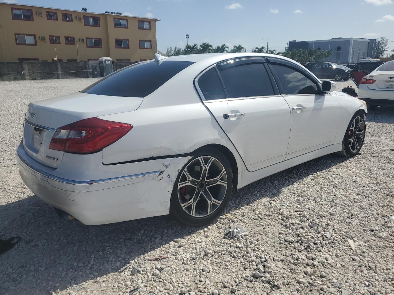 2014 Hyundai Genesis 3.8L VIN: KMHGC4DD5EU262568 Lot: 66547265