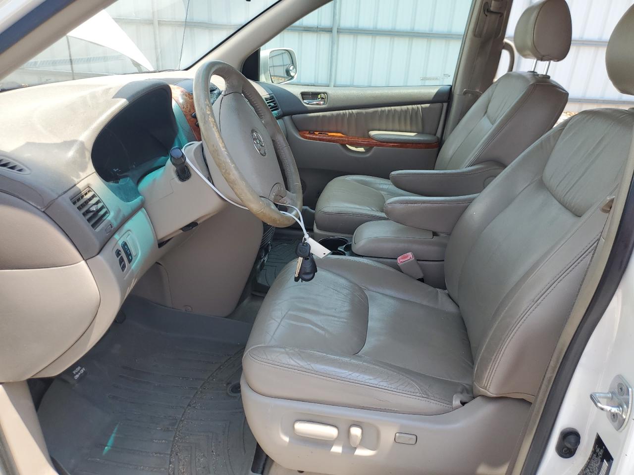 2008 Toyota Sienna Xle VIN: 5TDZK22C38S116161 Lot: 63523355