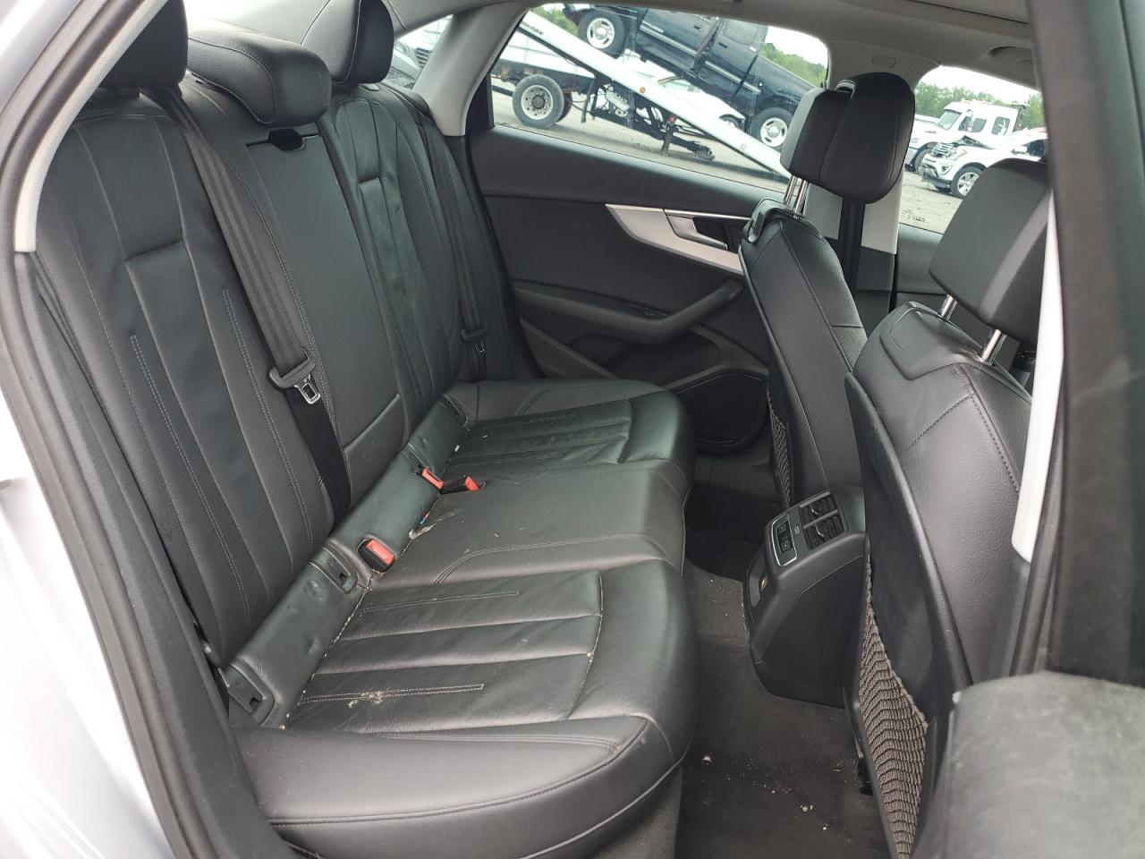 2017 Audi A4 Premium VIN: WAUANAF42HN001961 Lot: 63376135