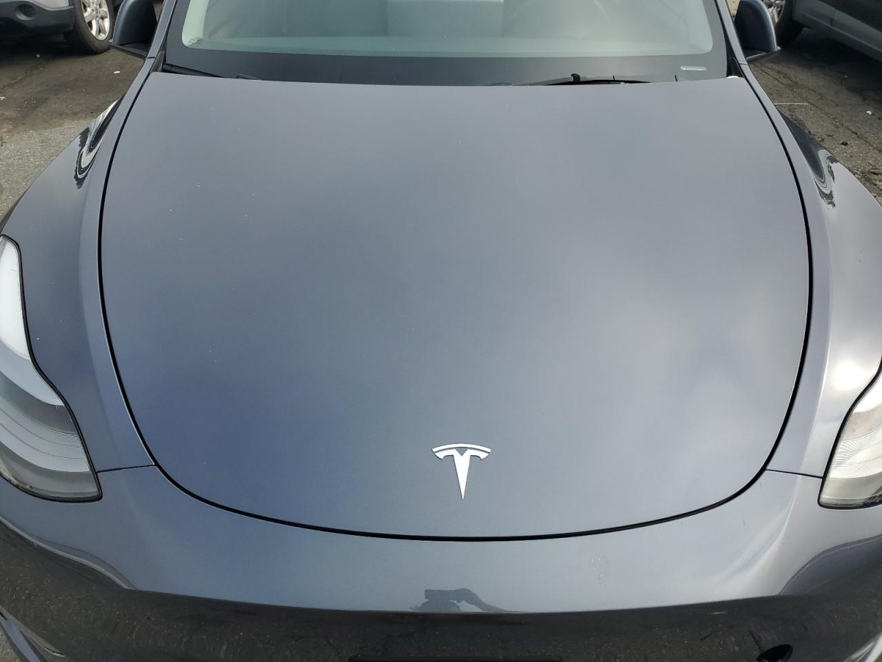 2023 Tesla Model Y VIN: 7SAYGDEF7PF860057 Lot: 63240105