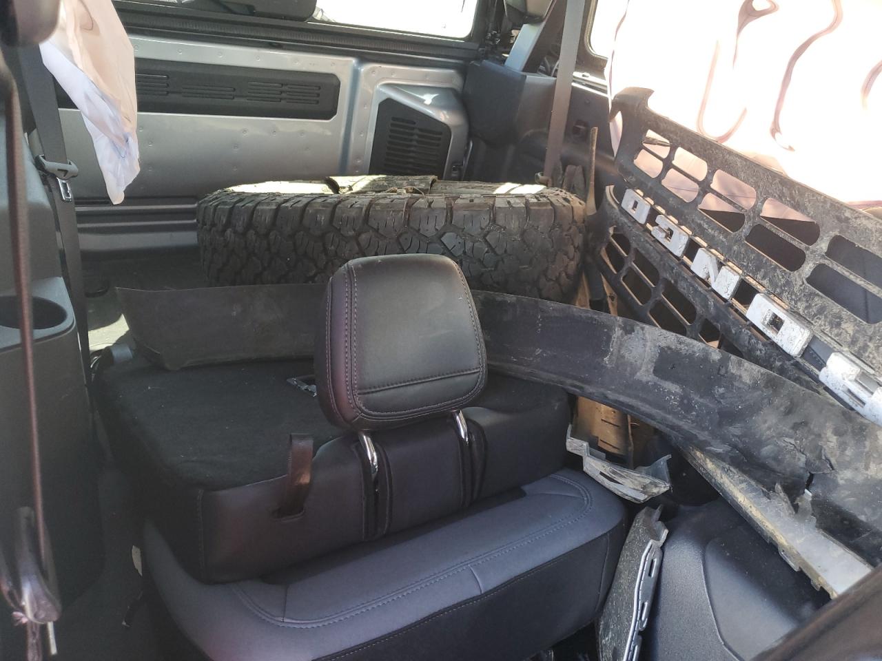 2021 Ford Bronco Base VIN: 1FMDE5AP1MLB01995 Lot: 64506325