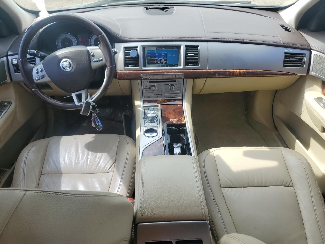 2009 Jaguar Xf Luxury VIN: SAJWA05BX9HR37052 Lot: 64502195