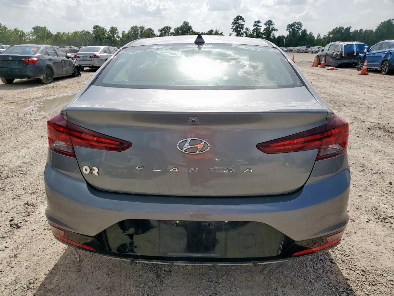 2019 Hyundai Elantra Sel VIN: 5NPD84LF2KH462454 Lot: 64445305