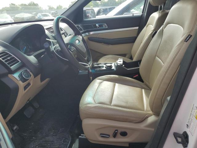 Parquets FORD EXPLORER 2016 Biały