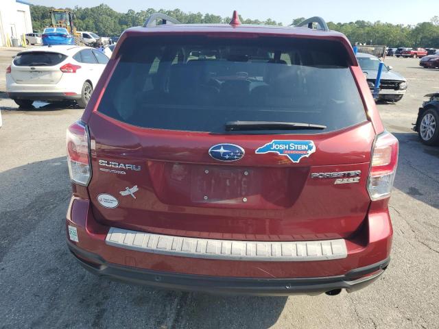  SUBARU FORESTER 2017 Bordowy