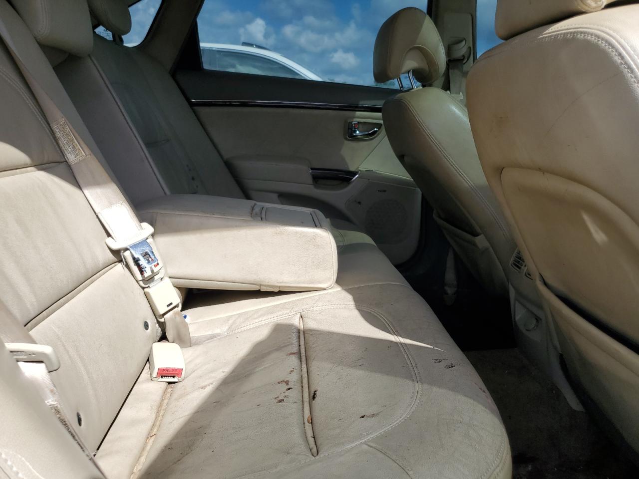 2011 Hyundai Azera Gls VIN: KMHFC4DF3BA552642 Lot: 64269155