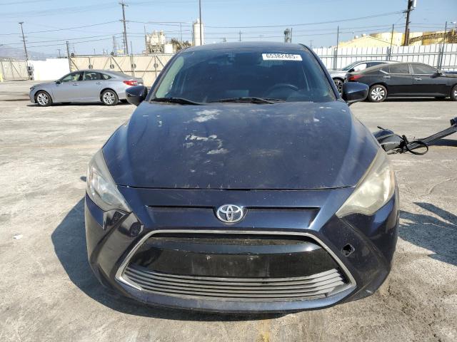  TOYOTA YARIS 2017 Granatowy